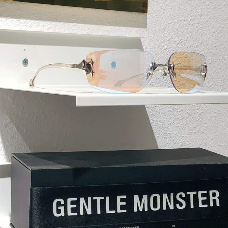 Picture of Gentle Monster Sunglasses _SKUfw65331293fw